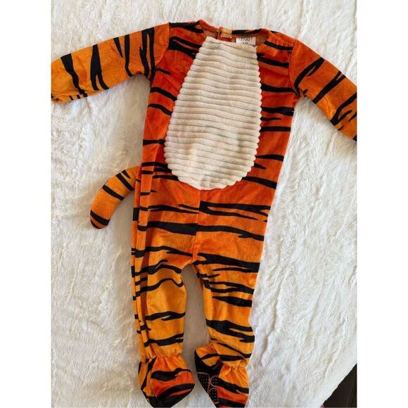 Spirit Halloween Tiger Costume 0-6 Months - Picture 9 of 9